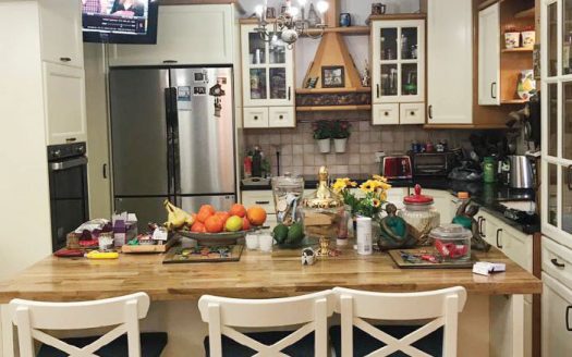 דירת 4 חדרים קסומה מהאגדות, ברמת אלמוגי, ברח' יקינטון