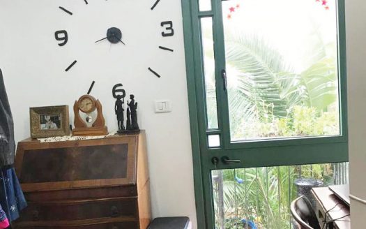 דירת 4 חדרים קסומה מהאגדות, ברמת אלמוגי, ברח' יקינטון