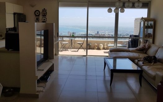 באינשטיין דירה מהממת  מרווחת נוף מרהיב