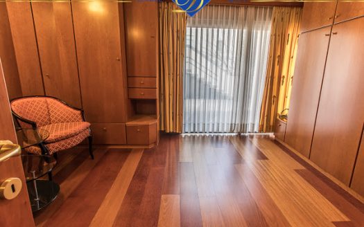 בלעדי בדניה ב' וילה בודדת 7 חדרים עם נוף מדהים