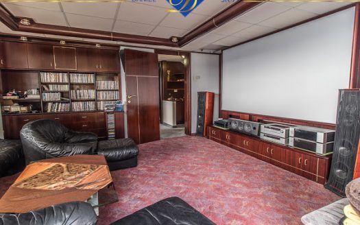 בלעדי בדניה ב' וילה בודדת 7 חדרים עם נוף מדהים