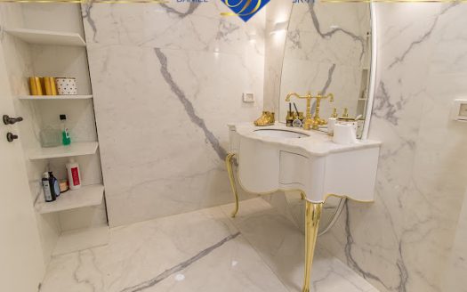 בלעדי בדניה א' ברחוב שבדיה,דו-משפחתי מפואר במיוחד נוף עוצר נשימה