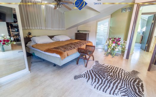 בלעדי ברמת אלמוגי במיקום מצויין פנטהאוז גדול מעוצב ומושקע