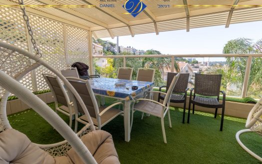 בלעדי ברמת אלמוגי במיקום מצויין פנטהאוז גדול מעוצב ומושקע