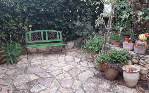 דירת 5 חדרים בגבעת דאונס קסומה ומיוחדת,כניסה נפרדת,מקלט פרטי