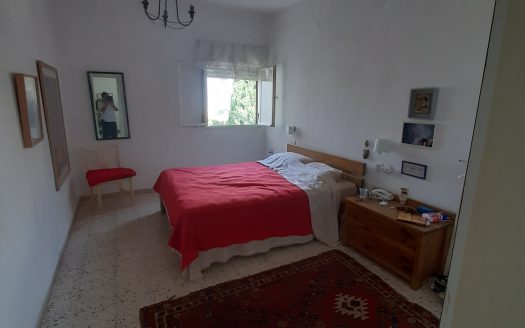 דירת 5 חדרים בגבעת דאונס קסומה ומיוחדת,כניסה נפרדת,מקלט פרטי