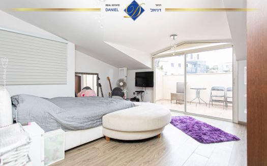 פנטהאוז יוקרתי ברחוב מרגלית