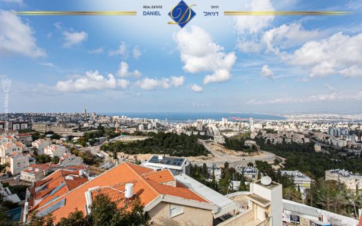 דירת 4 חדרים מדהימה ביופיה כ-140 מ"ר מעוצבת בטוב טעם דו-מפלסית