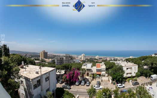 בגבעת דאונס ייחודית + נוף מערבי במפלס אחד